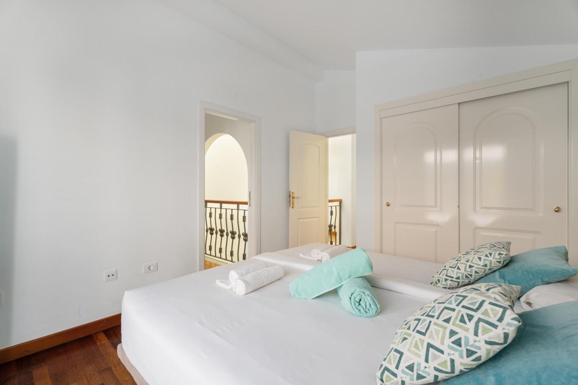 Villa Marbella-private Heated Pool And Breathtaking View